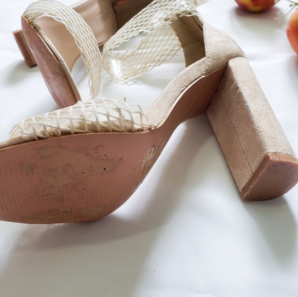 Nude heels - Picture 2 of 3